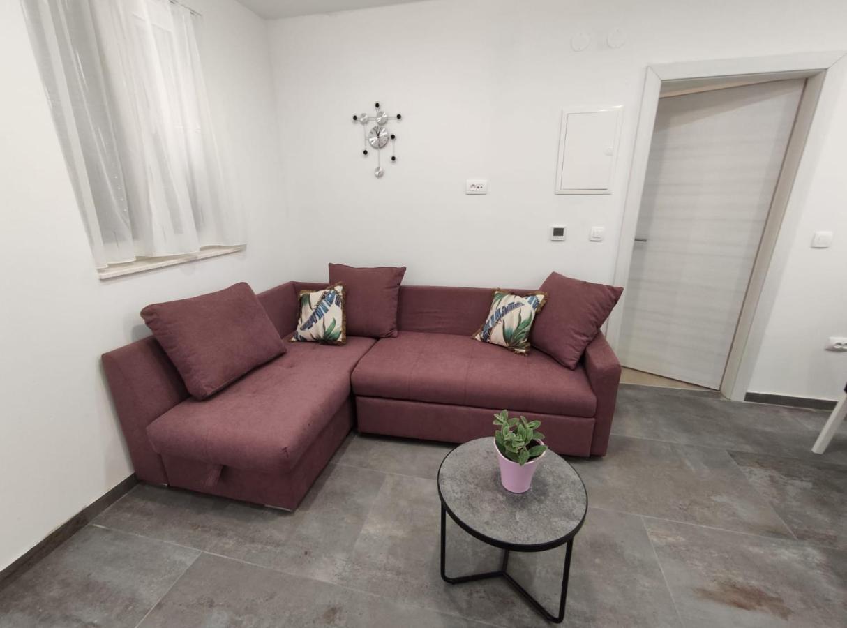 Apartment Tona Sibenik Exterior photo